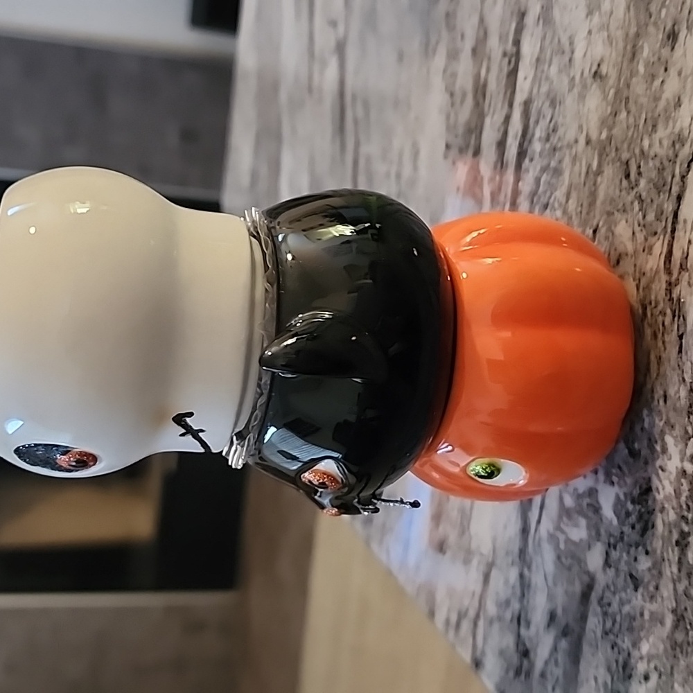 Hallmark Spooky Tea Light Candle Holder Set of 3 Ceramic Halloween NEW! - Picture 4 of 16
